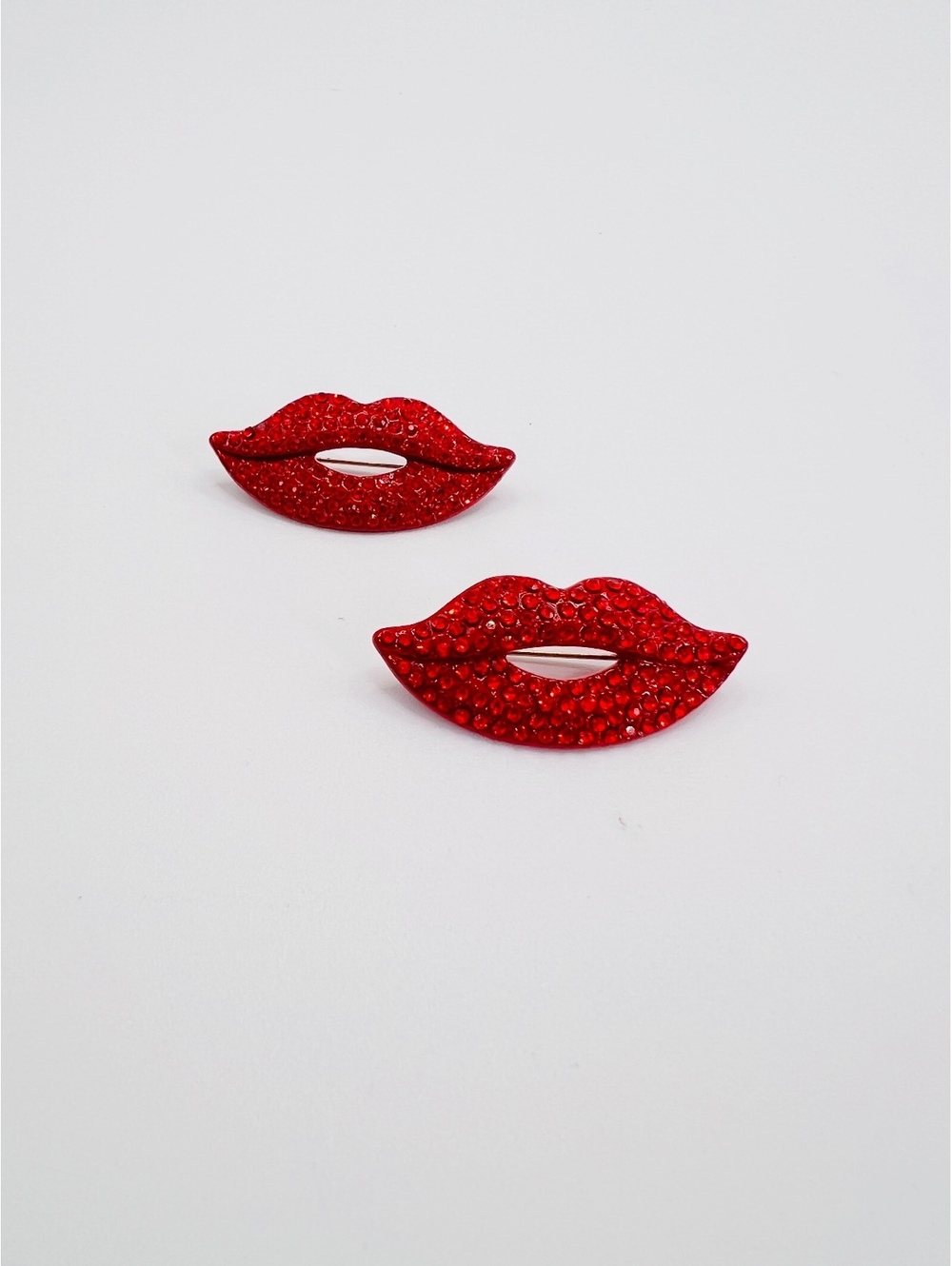 Red Rhinestone Lips Brooch Pins Matching Pair Sparkly Kiss Statement Jewelry